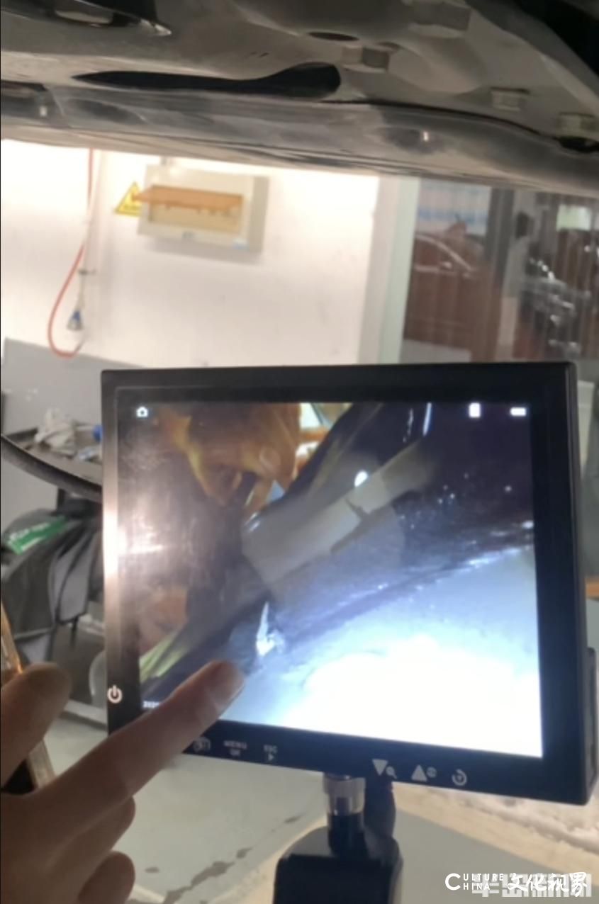 天天3·15 | 斯柯达速派提车不到一年得“怪病”,副驾驶座居然蹊跷“漏水”……