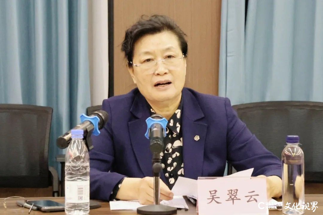 山东省齐鲁文化传承发展促进会专门委员会工作座谈会昨日在济南召开